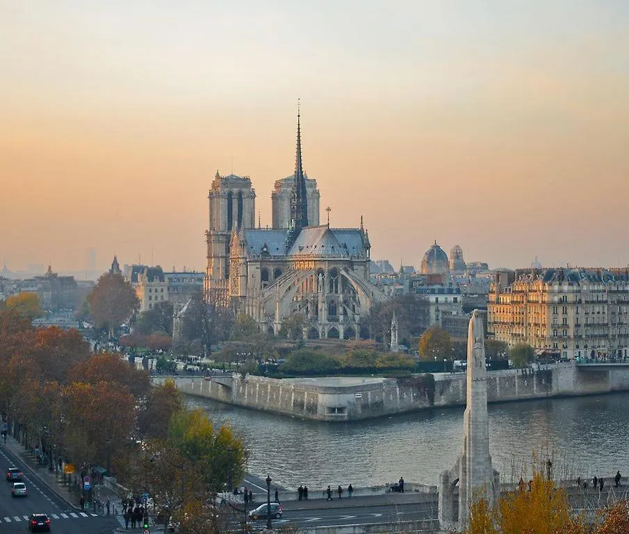 Luxury Parisian Apartment Notre Dame Saint Germain Des Pres